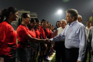 Anand Mahindra congratulating the MU’s sports team on the campus