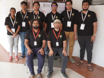 Winners of Smart India Hackathon 2023 (Software Edition) along with their mentors