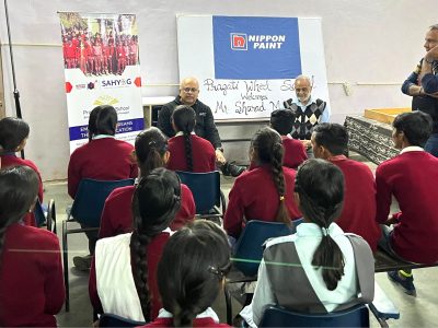 Sharad Malhotra, Director and President (Automotive Refinishes), Nippon Paint India in conversation with Senior Wing students of Pragati Wheel School