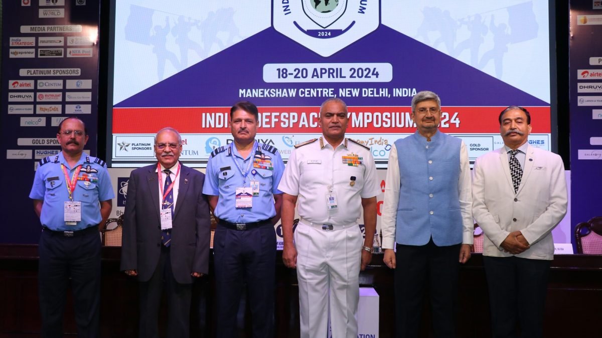 (From left to right) AVM Pawan Kumar, DG, DSA; Jayant D Patil, Chairman, ISpA; Admiral R. Hari Kumar, Chief of Naval Staff, Indian Navy; Samir V Kamat, Chairman, DRDO, Lt. gen. AK Bhatt, DG, ISpA