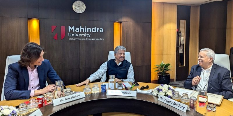 Anand Mahindra, Chancellor, Mahindra University along with Dr Yajulu Medury, Vice Chancellor, Mahindra University and Rémi Maillard, President and Managing Director, Airbus India and South Asia.