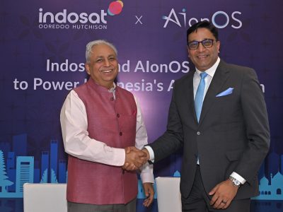 (Left to Right)- C.P. Gurnani, Co-founder and Chief Executive Officer, AIonOS and Vikram Sinha, President Director and Chief Executive Officer Indosat Ooredoo Hutchison.