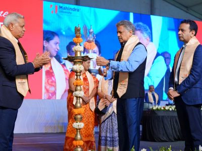 (L to R): Dr Yajulu Medury, Vice Chancellor, Mahindra University, Mr Anand Mahindra, Chancellor, Mahindra University, and Mr Mohit Joshi, Member, Board of Management, Mahindra University, and CEO & MD, Tech Mahindra lighting the lamp at the convocation ceremony at Mahindra University
