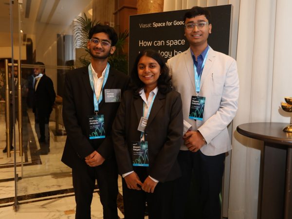 From left to right: Arunteja Jarupula of IIT Kanpur (2nd Runner Up), Bhoomi Raiyani of Nirma University (1st Runner Up), Mayank Golechha of BITS Pilani (Winner); Winners of Viasat: Space for Good India 2025 Challenge
